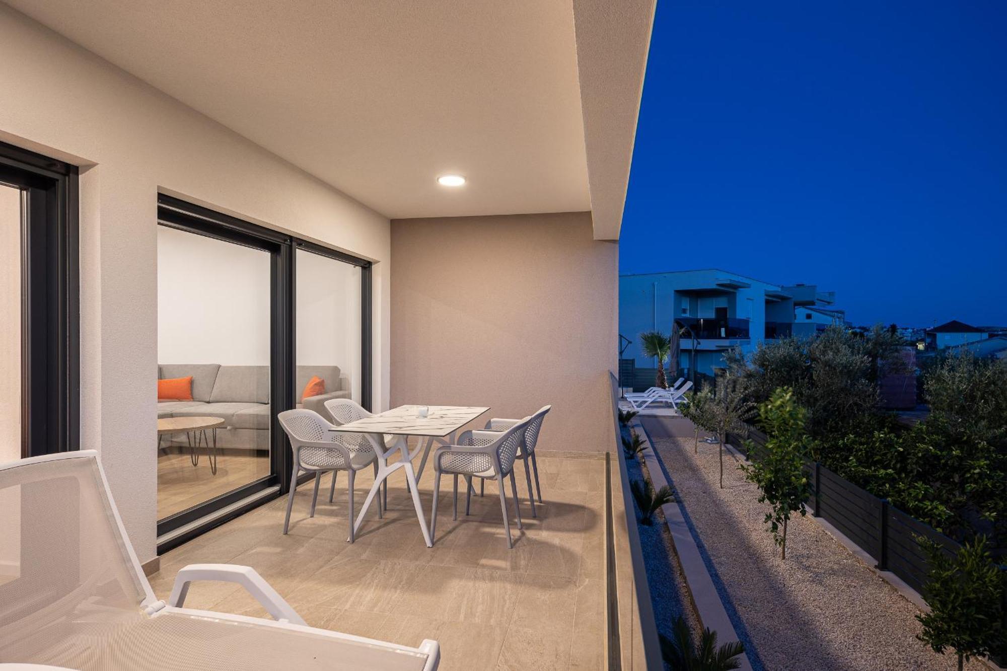 Adriatic Garden Apartments โอครูกกอร์นญี ภายนอก รูปภาพ