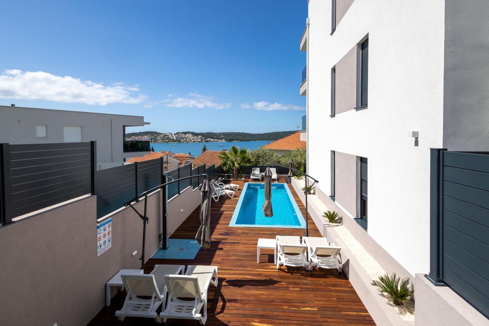 Adriatic Garden Apartments โอครูกกอร์นญี ภายนอก รูปภาพ